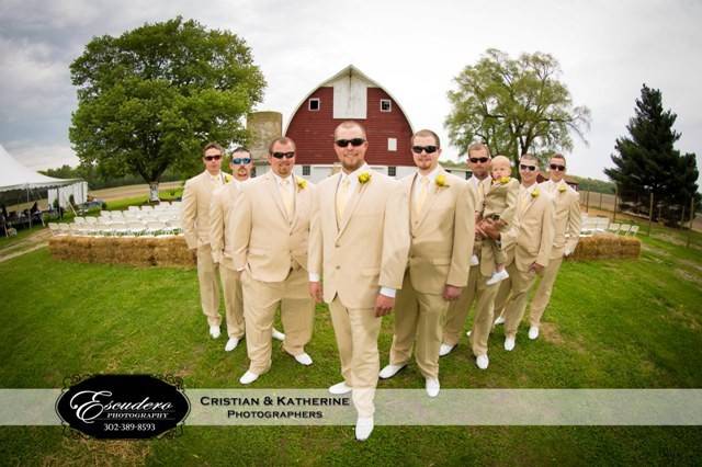 Country Delaware Wedding Photography
Wedding Photography at The Farm in Felton Delaware