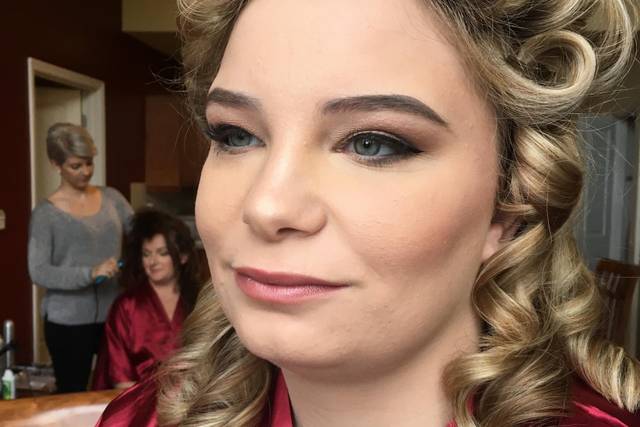 Accentuated beauty features