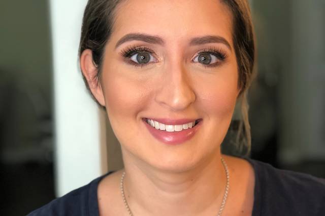 Glowing makeup look