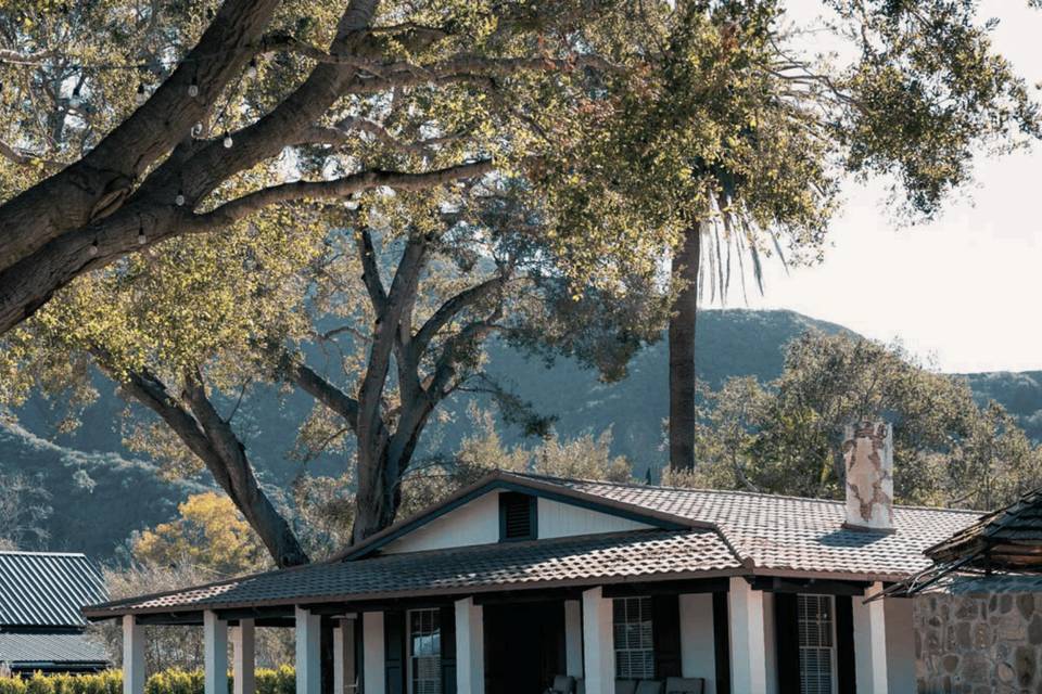 Adove Cottages