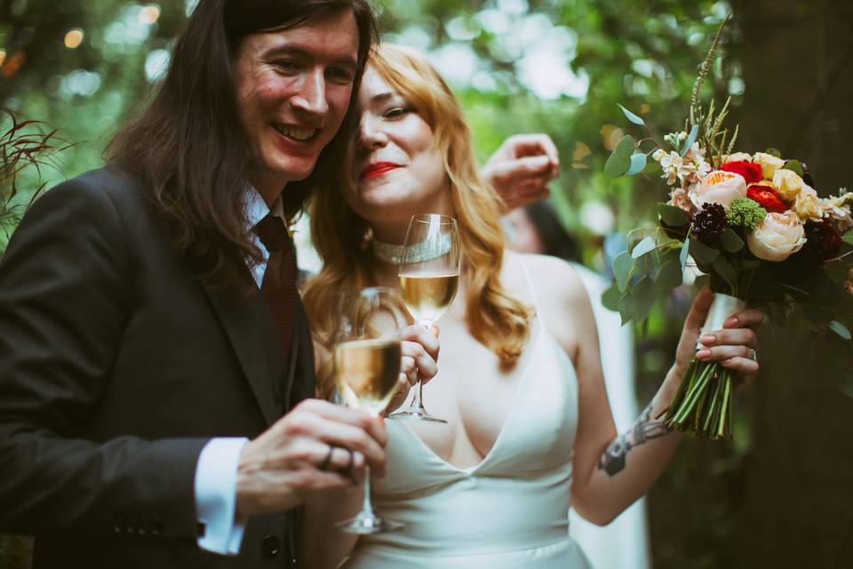 Toasting love - Dana Kae Photography