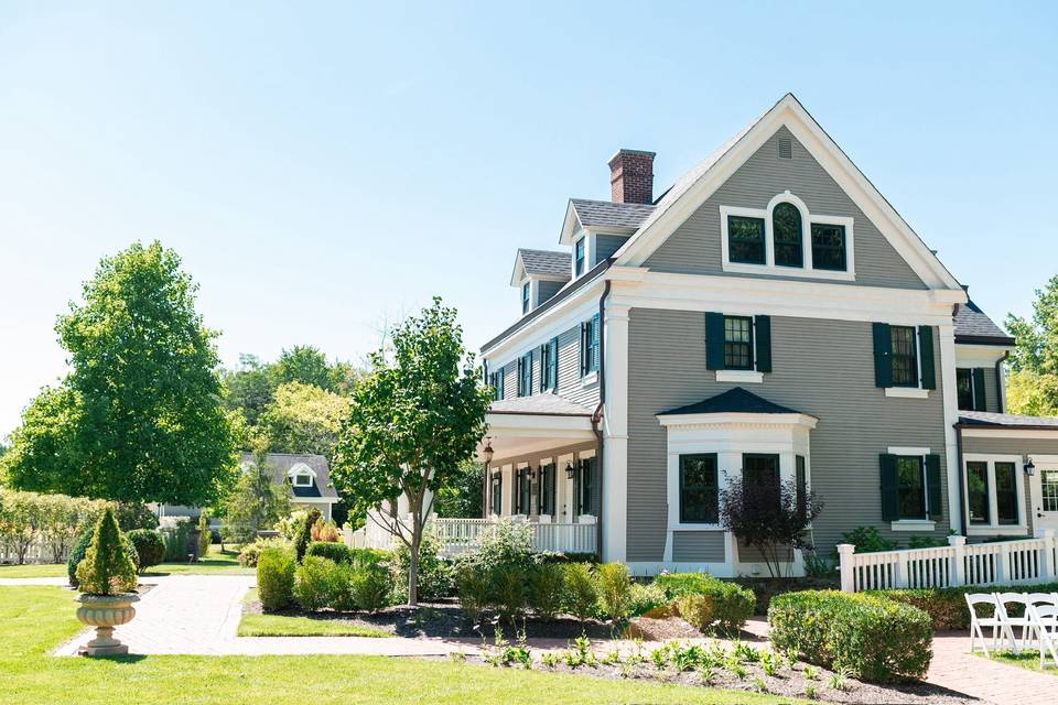 The Historic Ambassador House and Heritage Gardens