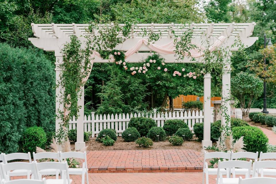 Ceremony at The Pergola