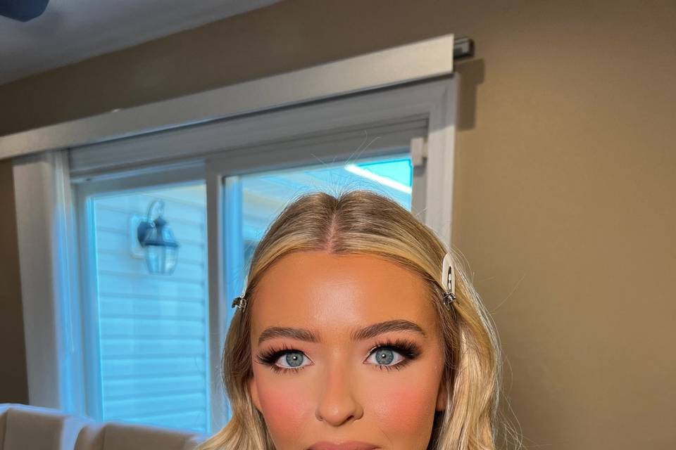 BRIDAL SHOWER GLAM