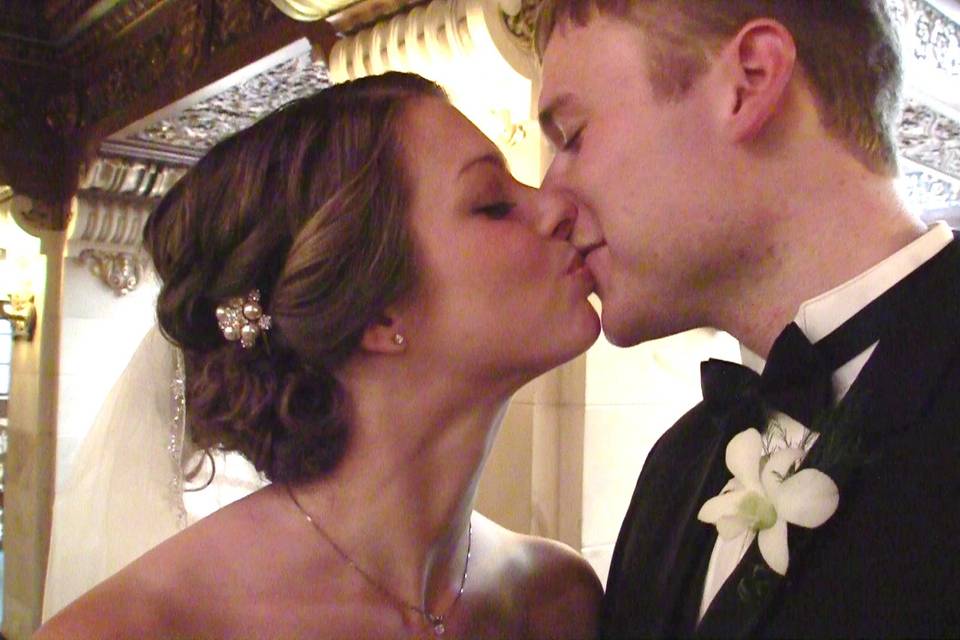 Kennedy Ann & Anthony were married at the Historic Davenport Hotel in Spokane, WA., also having their reception there.
See their 3 min. video 