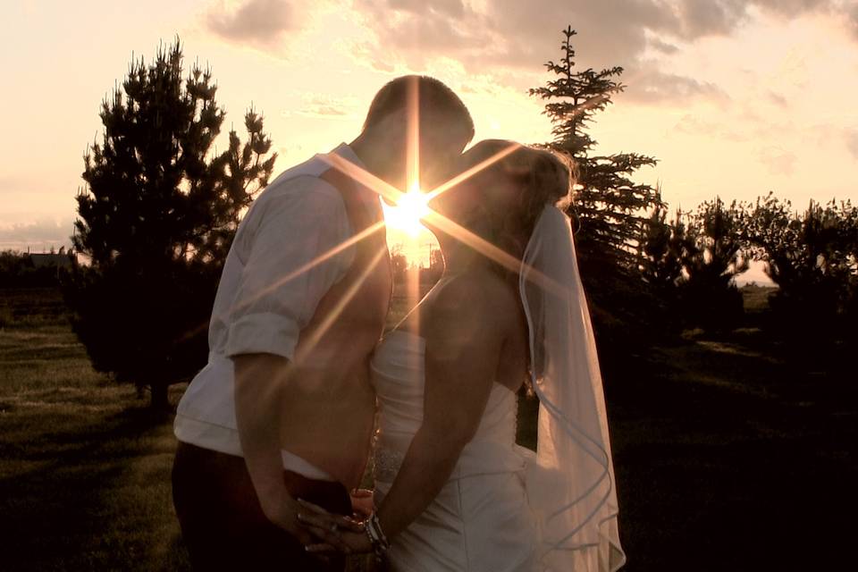 Matthew & Katie were married on farmland at Green Bluff area of Mead, WA.: a place called High Country Orchard.  They had their reception in the barn.
See their video 