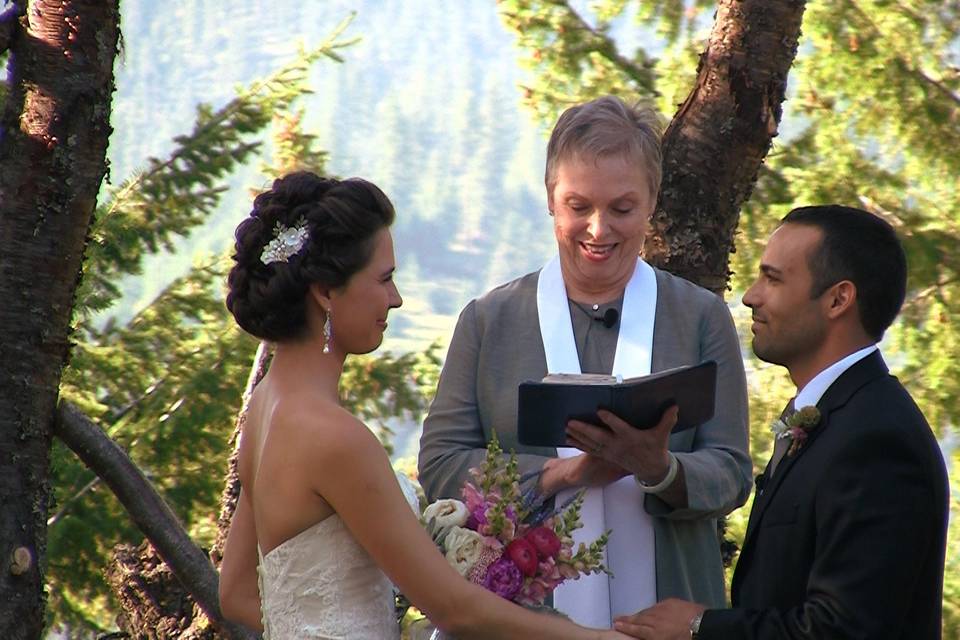 Holly & Vahid were married in Coeur d'Alene, Idaho area in a private residence in a garden area.  They also had their reception there, too.
See their 3 min video 
