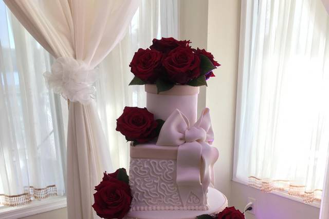 La Zucre Cake Boutique Wedding Cake Orlando FL WeddingWire