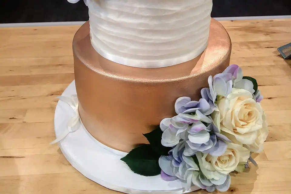 La Zucre Cake Boutique Wedding Cake Orlando FL WeddingWire