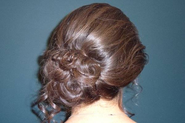 Primp Salon &