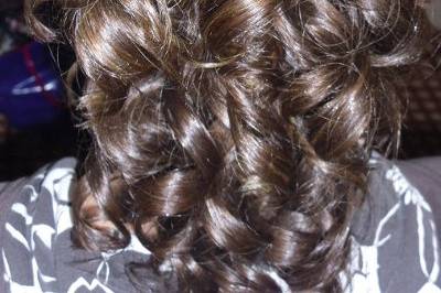 Primp Salon &