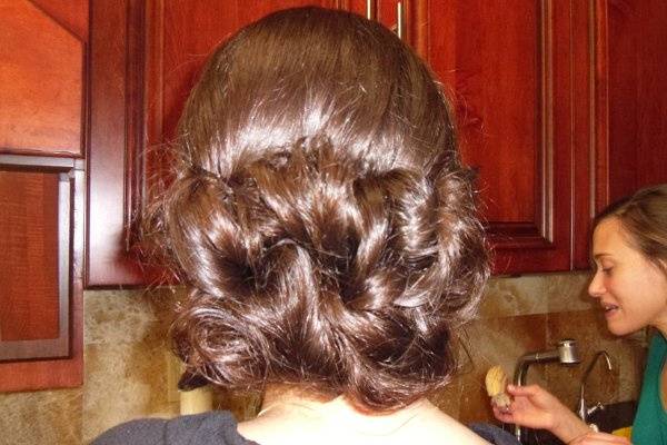 Primp Salon &