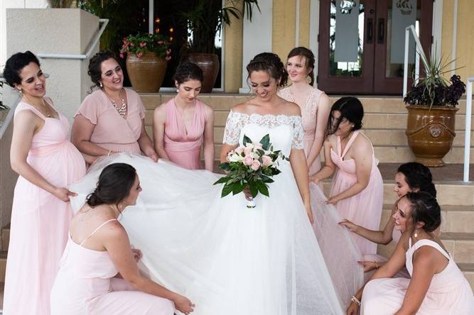 Bride with Bridesmaids