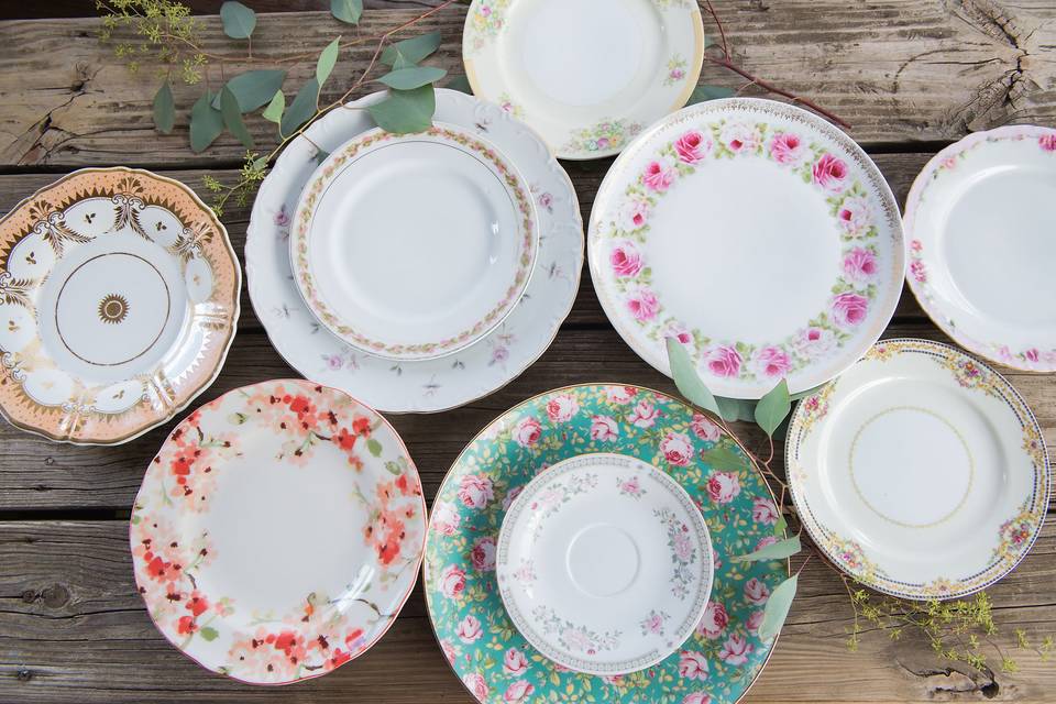 Vintage mixed floral china