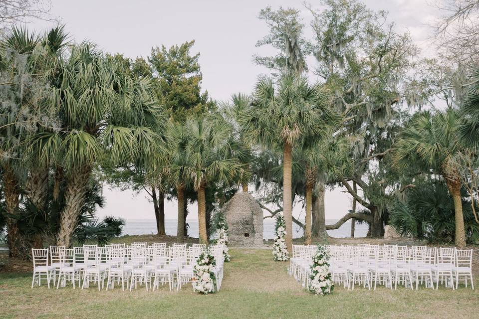 Tabby Lawn Ceremony