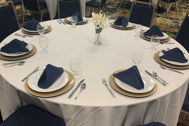 Banquet Table Setup