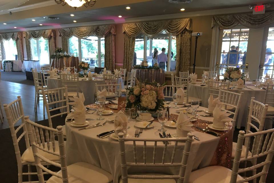 Chiavari Chairs