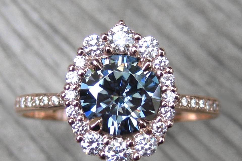 The Emerson, an Iconic grey moissanite