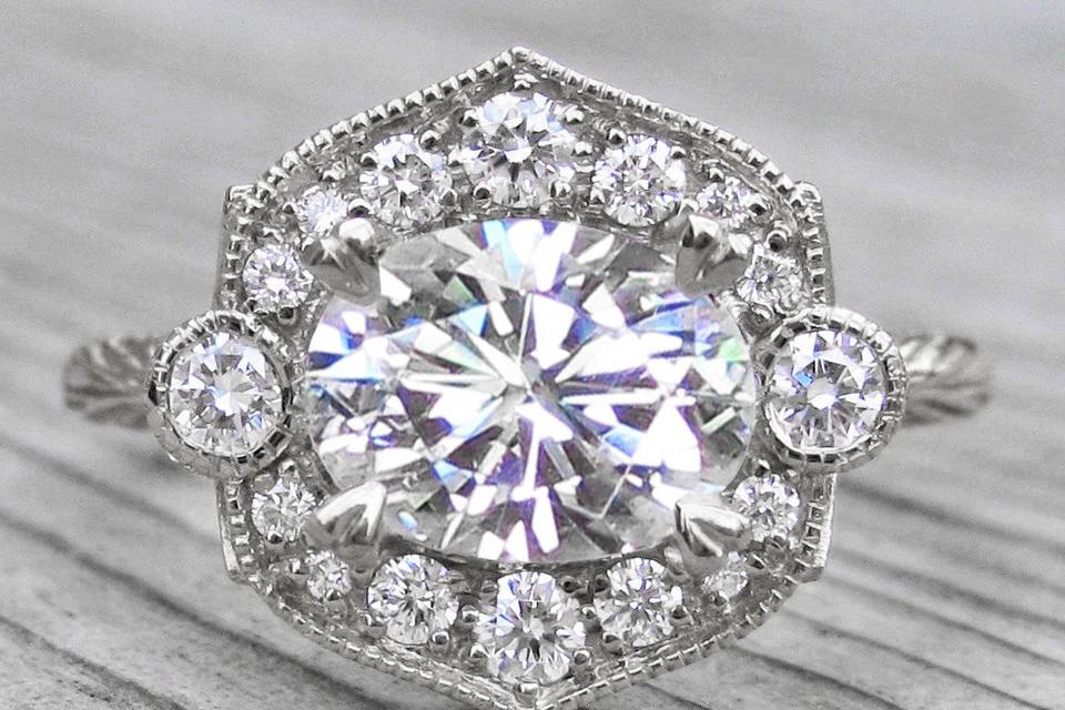 The Lillian, oval moissanite