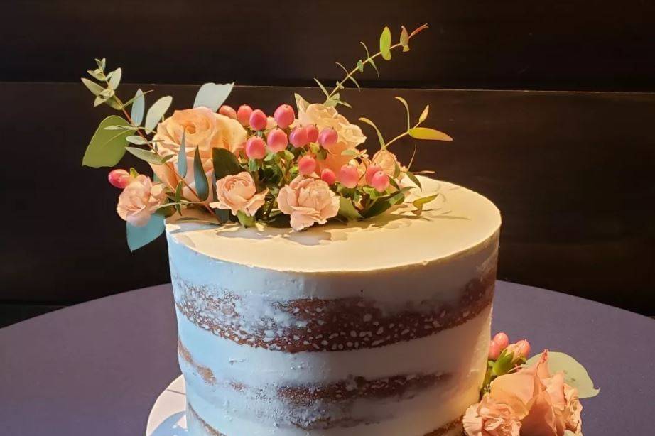 Confetti Cake – legateaucakes