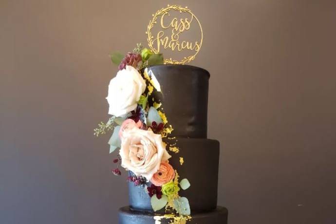 Dark wedding cake