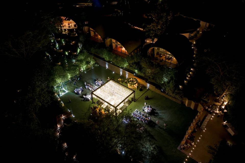 Jardin at night! | Wedding Rec