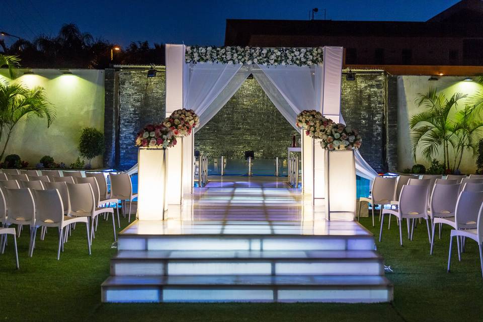 Chuppah 3