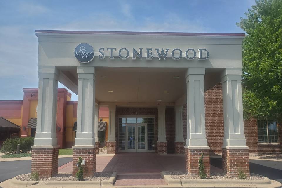 Stonewood Center, Sales