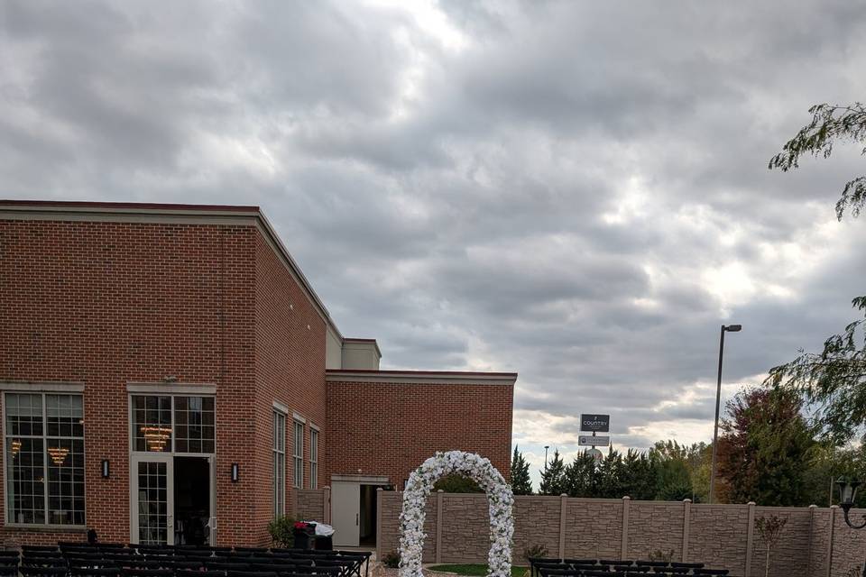Outdoor ceremony