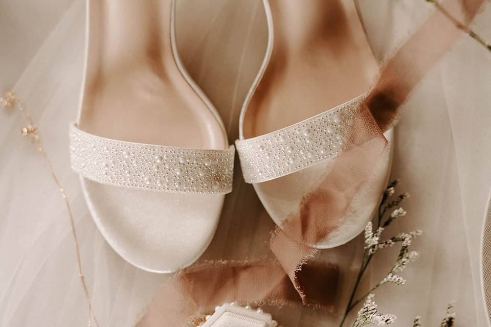 Her Details