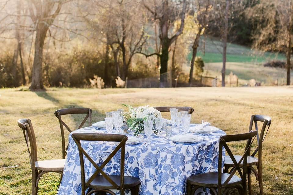 Outdoor table and chairs