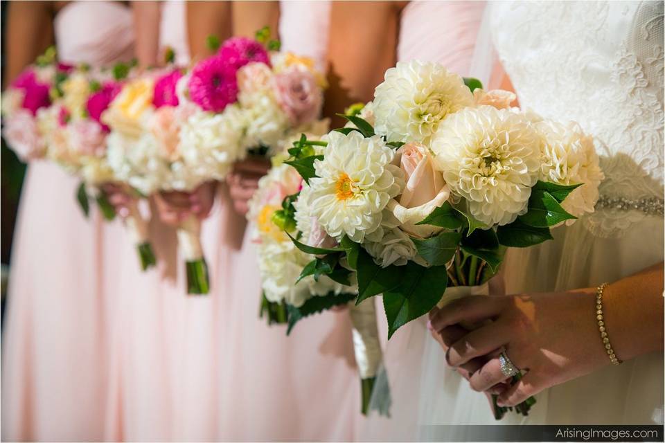 Bride with her Bridesmaids