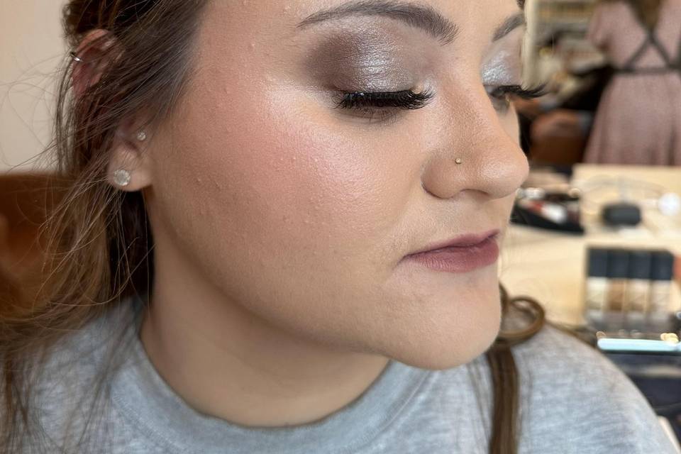 Regular Makeup