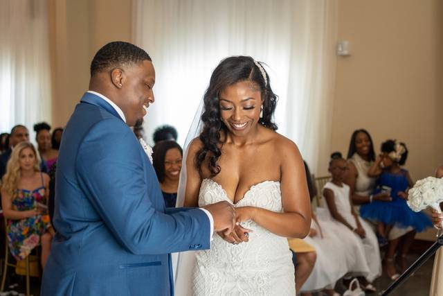 Couple give eachother rings