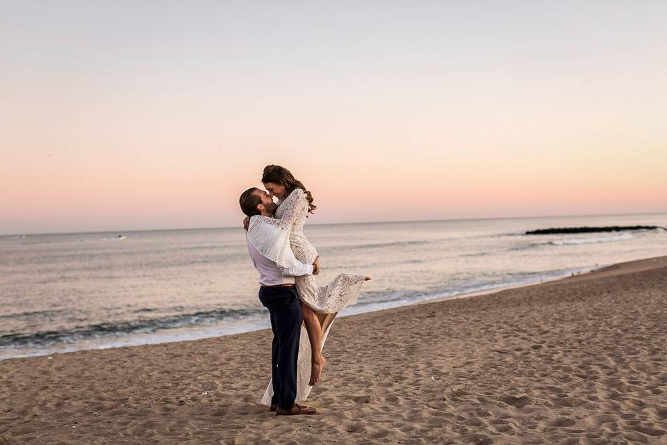 Summer engagement photo