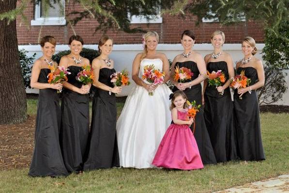 This is a pic of all the girls styled by me for this wedding