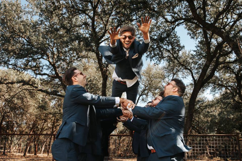 Groomsmen Toss