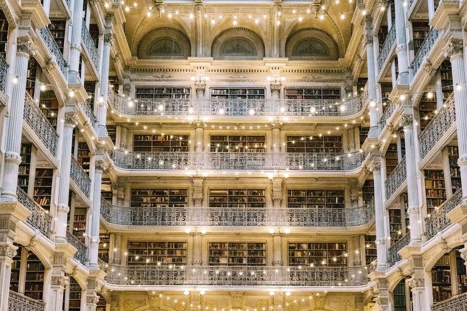 Library ceremony florals