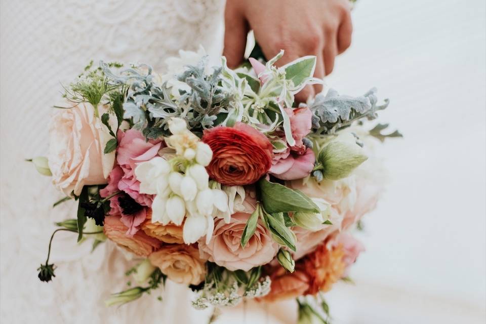 Flowers in tones of pink and orange