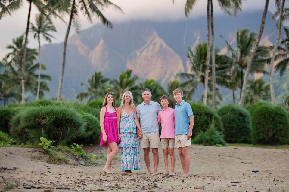 Family Hanalei bay