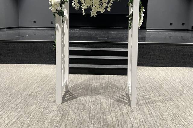 Wisteria, ivory and white rose