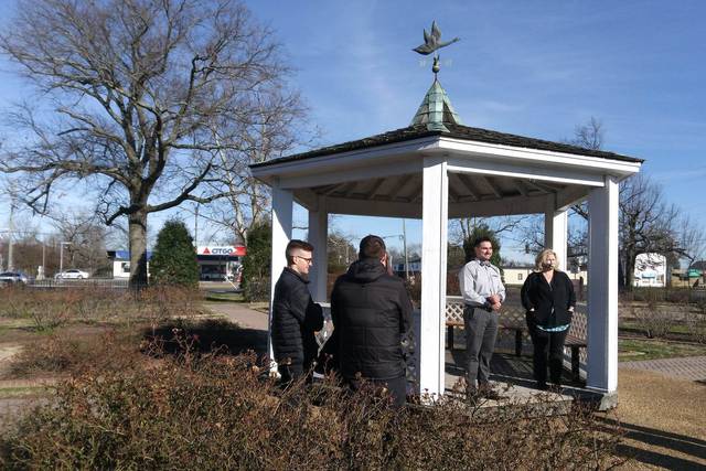 Outdoor ceremony