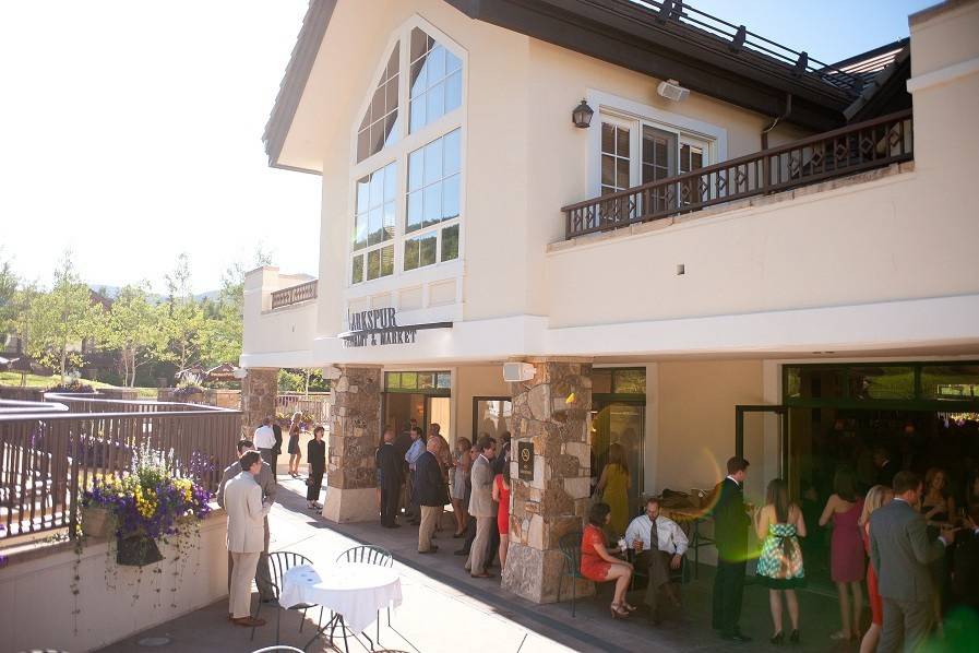 Larkspur Mountainside patio