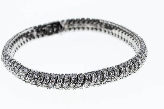 Gorgeous diamond bracelet!  Almost 13 carats of bling!