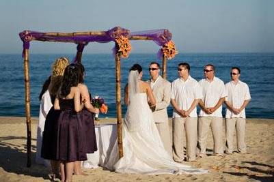 Candid Moments Photography