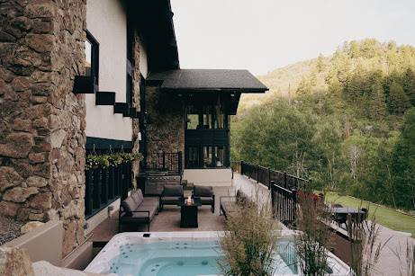 Sky Valley Chateau
