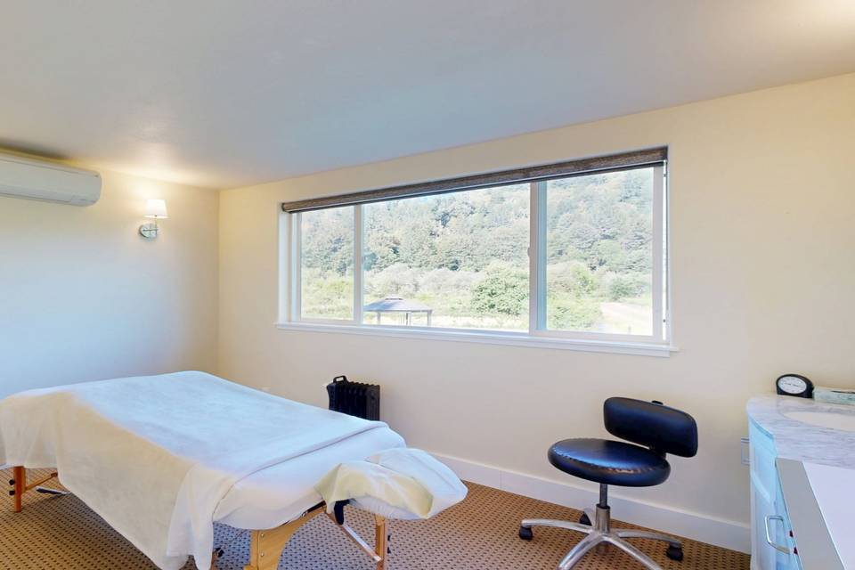 Spa treatment room