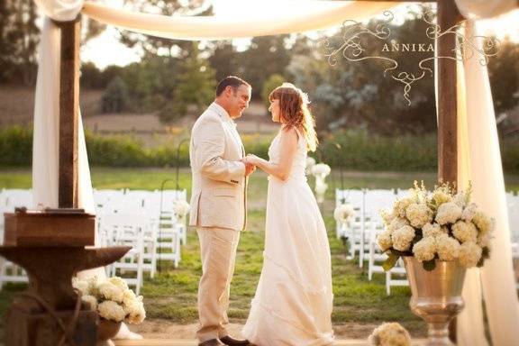 Rustic inspired wedding on a farm in Sonoma