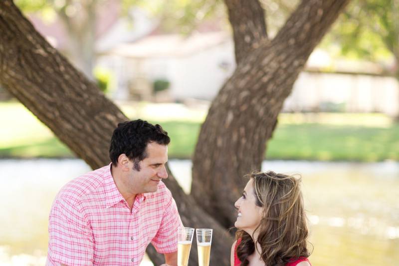 Picnic engagement session