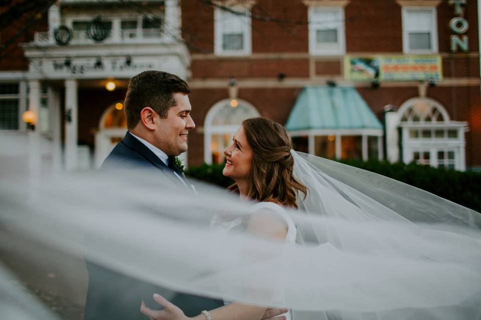 Bride Groom with Vail